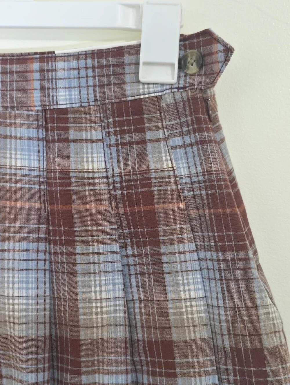 American Eagle Outfitters NWT Plaid Pleated High Rise Mini Skirt Size 2 Burgundy